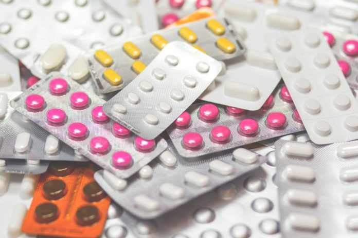 white-pink-and-yellow-blister-packs-163944 Sun Pharma