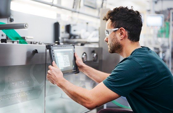 Syntegon Syntegon will be showcasing its filling and sealing solutions at Interphex 2021