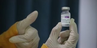 Hetero Biopharma receives approval for Sputnik Light in India Hetero Biopharma has received approval from the Central Drugs Standard Control Organisation to manufacture Sputnik Light in India Photo Credit: Unsplash