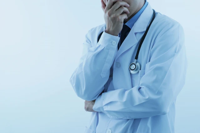 doctor-thinking med